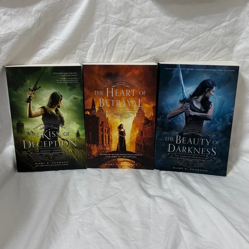 “The Remnant Chronicles” Paperback YA Fantasy Boxed Book Set by Mary E. Pearson